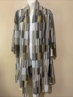 43. Mirror Image 1X Open-Front Geometric Plaid Kimono  - Black, White & Tan